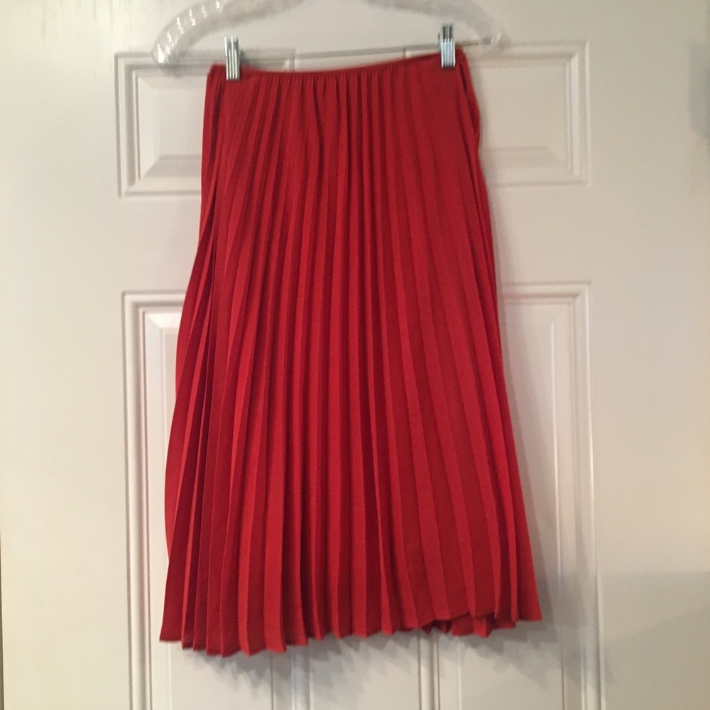 Everly pleated midi skirt